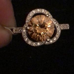 Champagne 4carat Moissanite